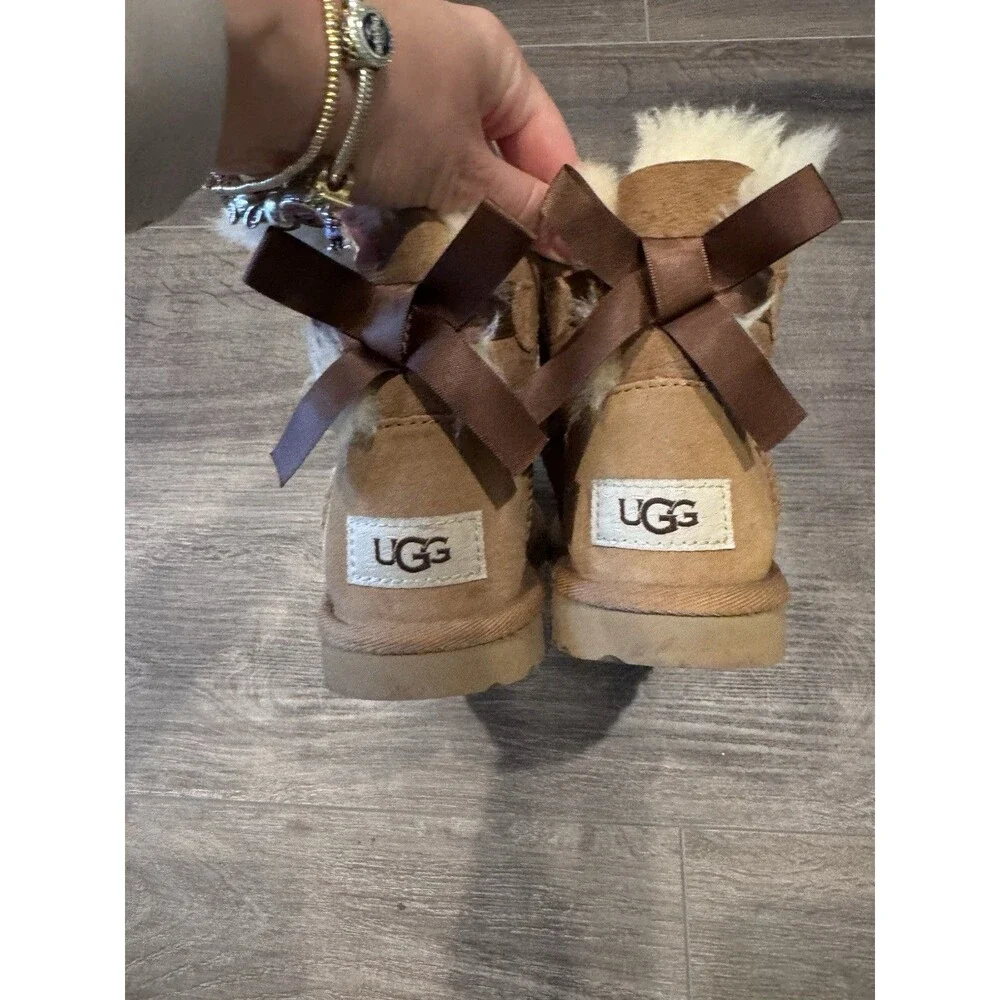 UGG girls size